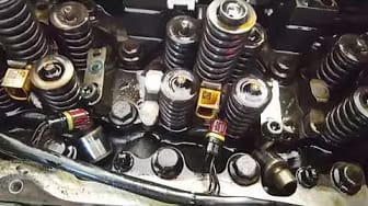 Post 10 by Cardinal Truck Service on YouTube (video)