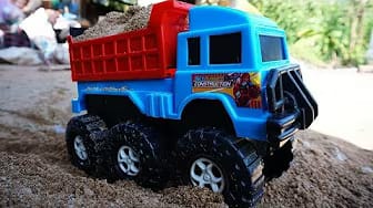 Post 2 by Toy Cars Collection on YouTube (video)