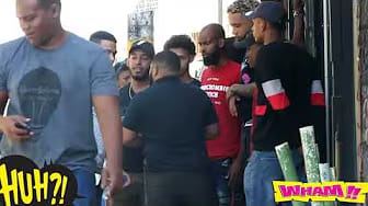 Post 6 by Humor Latino on YouTube (video)