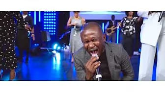 Post 2 by Steve Muanza Officiel on YouTube (video)
