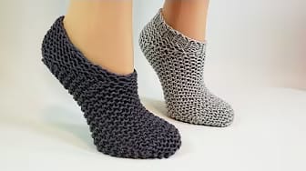 Post 9 by Smitten Knittins by JaNae Knits on YouTube (video)