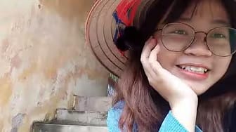 Post 1 by Minh Huy on YouTube (video)