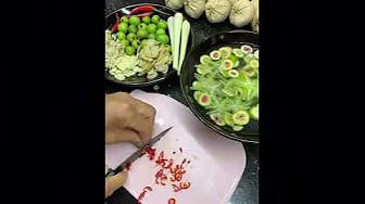 Post 1 by Bếp của bố Dâu on YouTube (video)