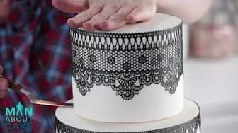 Post 4 by Craftsy Cake Decorating on YouTube (video)