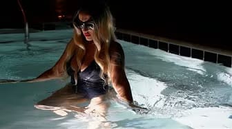 Post 7 by Margo LALA on YouTube (video)