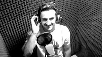Post 1 by Lukas Flotzinger on YouTube (video)