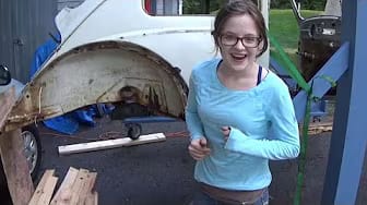 Post 6 by Hannah's Bug on YouTube (video)
