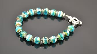 Post 1 by Beads N Things on YouTube (video)