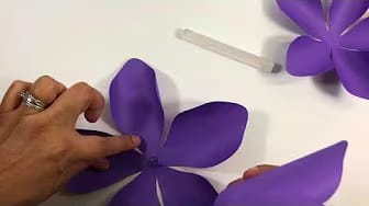 Post 9 by Paper Fleur by Jennifer on YouTube (video)