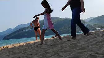 Post 7 by Cindy Lost on YouTube (video)