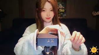Post 4 by ASMR SOLA on YouTube (video)