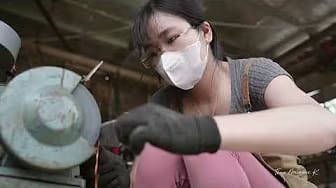 Post 3 by Thuy Mechanic K on YouTube (video)
