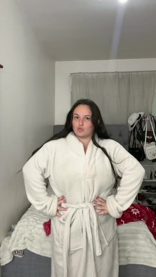 Post 7 by Linsay Solano on TikTok (video)