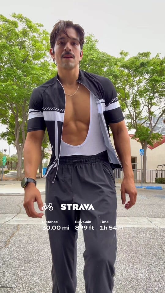 Post 6 by Edward Naranjo on TikTok (video)