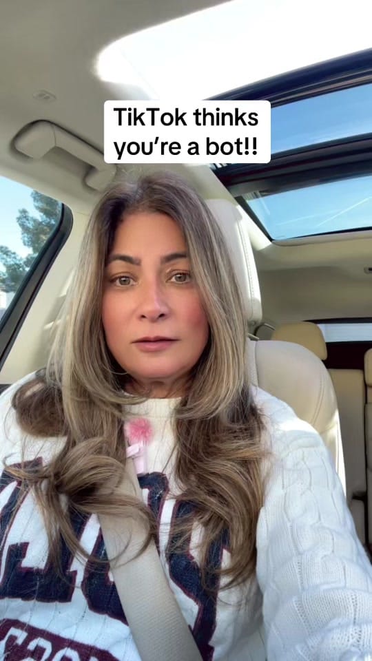 Post 10 by mabeatrizlimongi on TikTok (video)