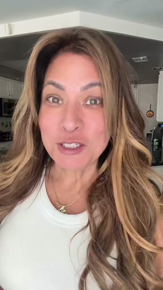 Post 7 by mabeatrizlimongi on TikTok (video)