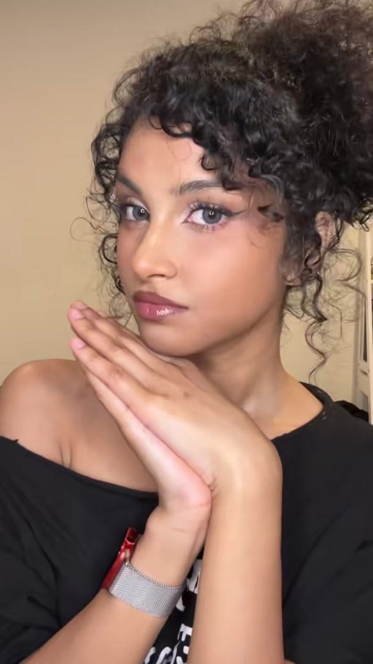 Post 3 by sundari on TikTok (video)