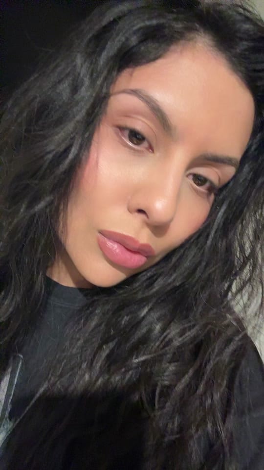 Post 2 by Mayra on TikTok (video)