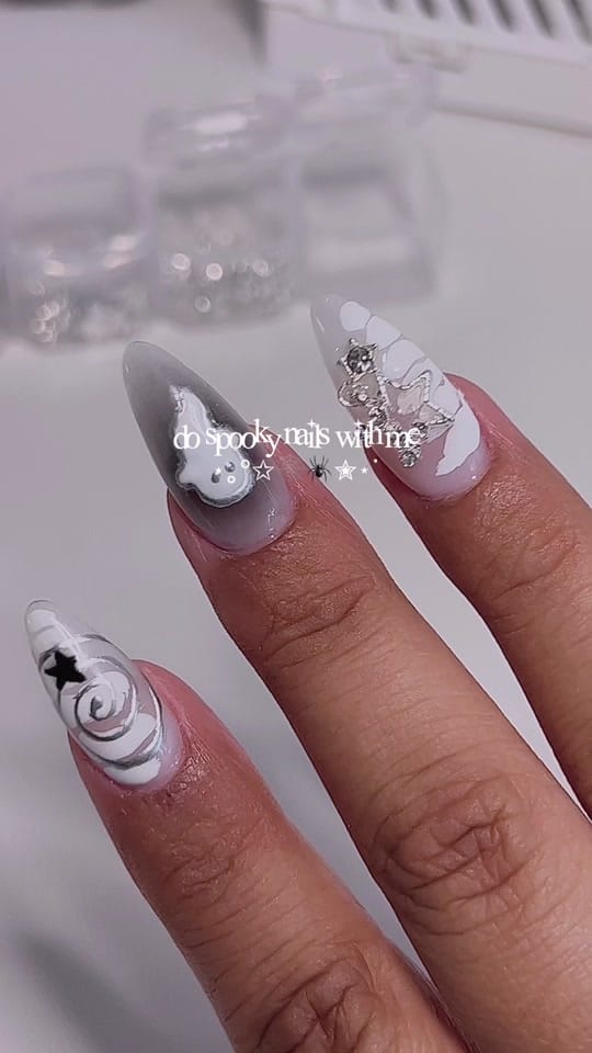 Post 4 by nails by noelia ೀ⋆｡ on TikTok (video)
