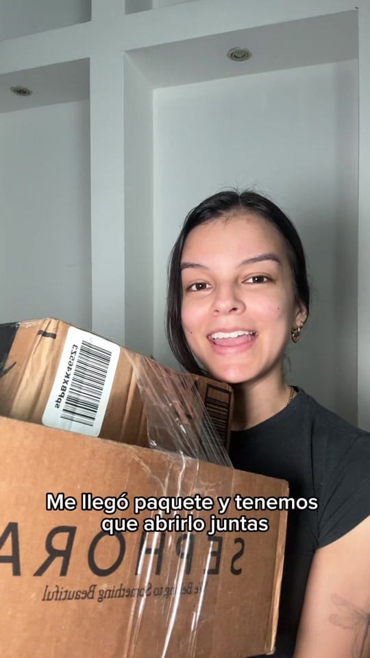 Post 10 by celestequirosmakeup on TikTok (video)