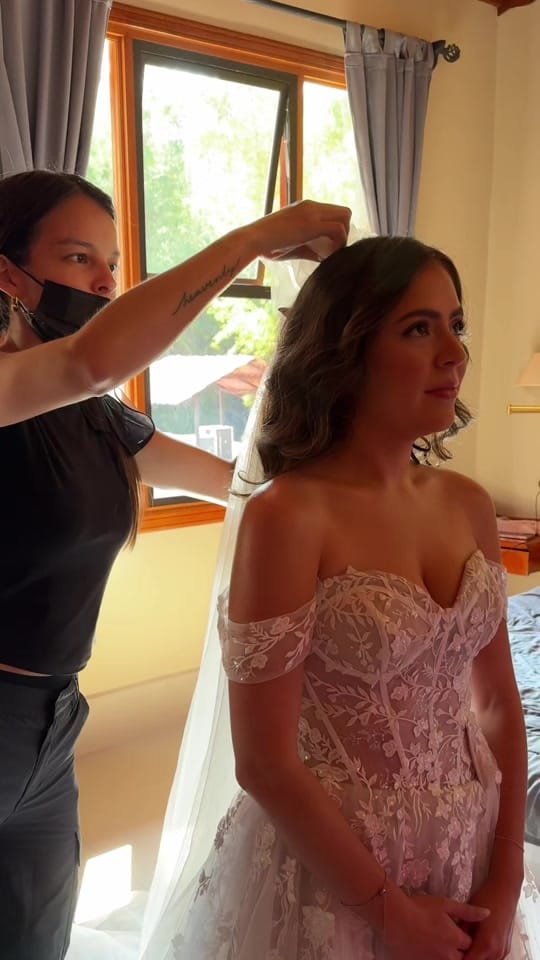 Post 4 by celestequirosmakeup on TikTok (video)
