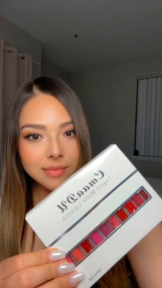 Post 2 by Sandra on TikTok (video)
