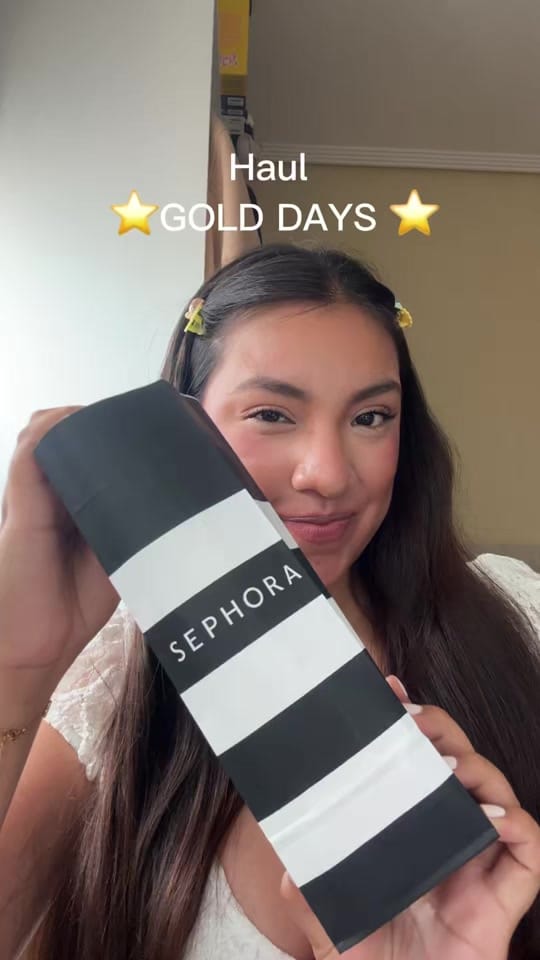 Post 10 by 𝙶𝚛𝚎𝚌𝚒𝚊 𝙺𝚒𝚊𝚛𝚊 🎀 on TikTok (video)