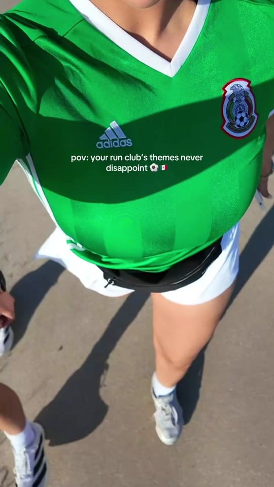 Post 1 by Grecia Neidyn on TikTok (video)