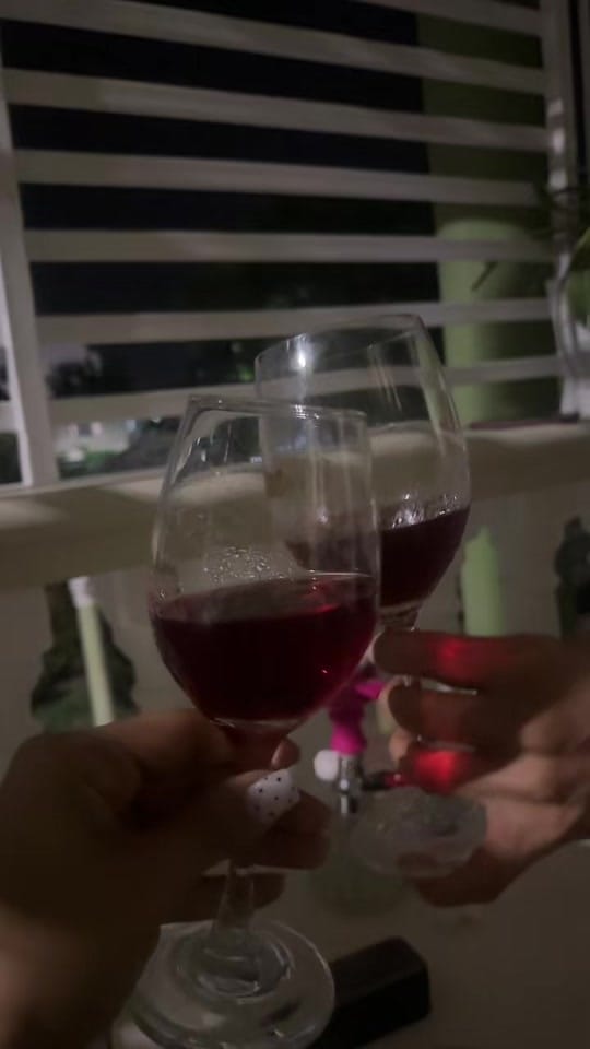Post 2 by ninaheredia_ on TikTok (video)