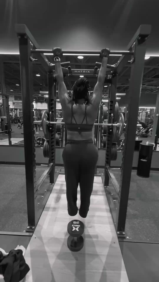 Post 4 by Island Gyal Tica on TikTok (video)