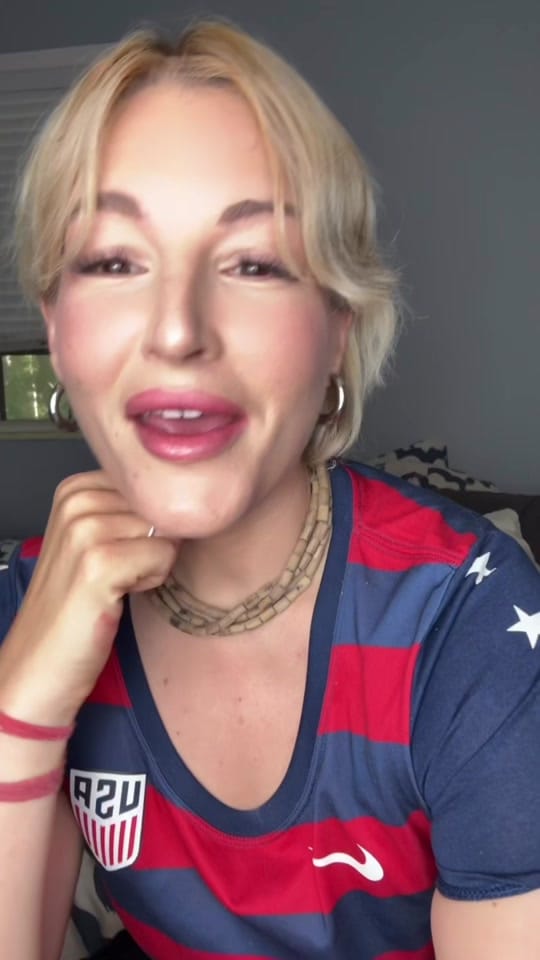 Post 6 by Arielle Castillo | Football ⚽️ on TikTok (video)