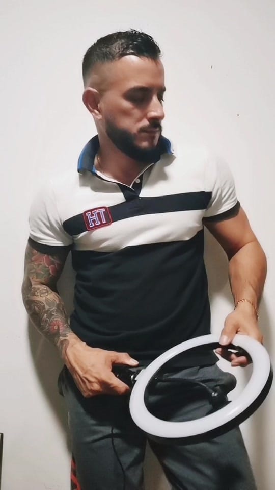 Post 4 by L. Obregon on TikTok (video)