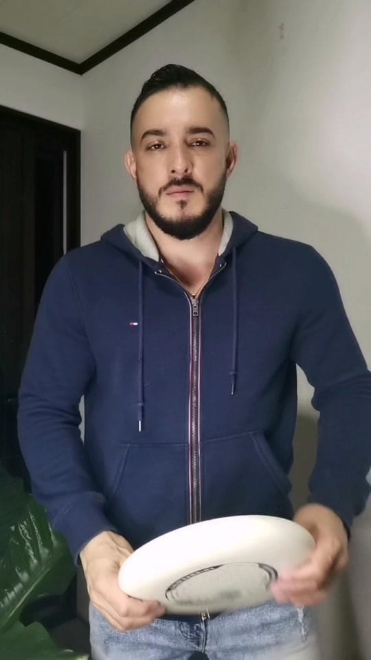 Post 3 by L. Obregon on TikTok (video)