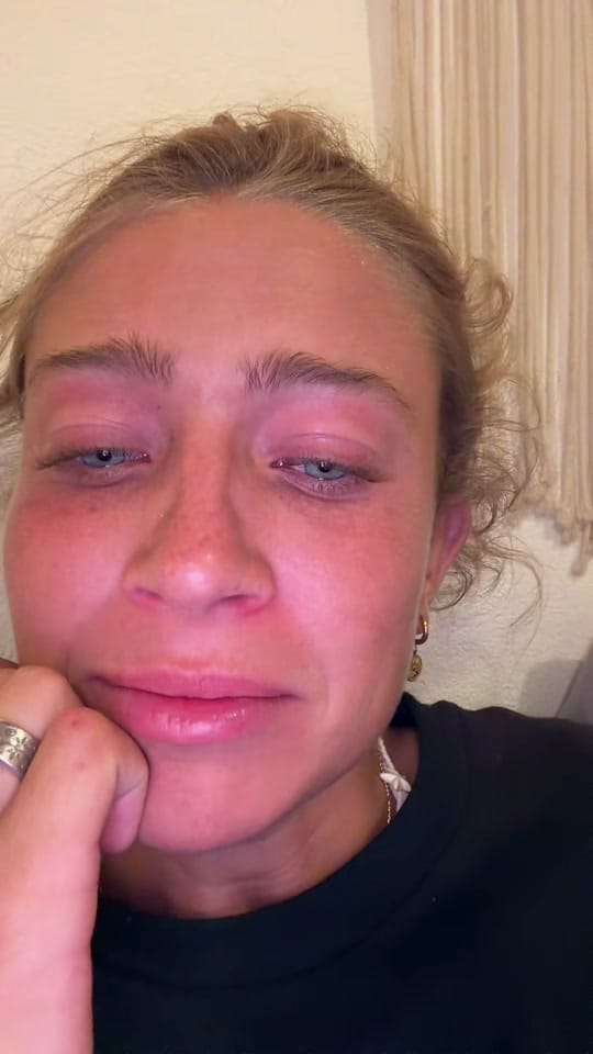 Post 8 by Jess 🌺 full-time travel on TikTok (video)