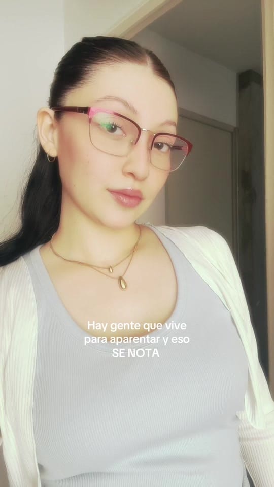 Post 2 by Alex on TikTok (video)