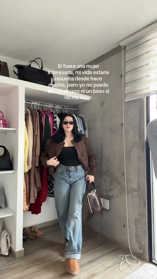 Post 6 by Alex on TikTok (video)