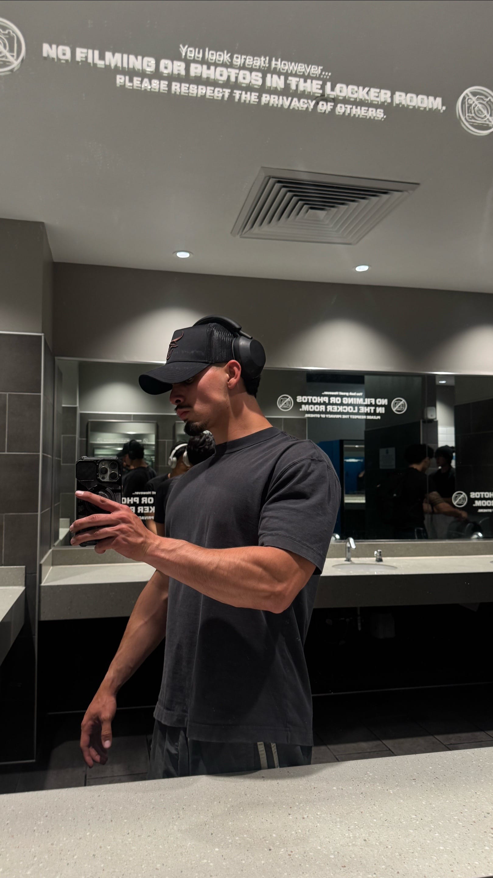 Post 8 by Ⓜ️arcos on TikTok (video)