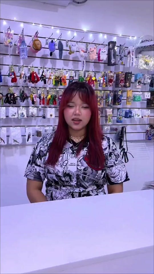 Post 4 by Otaku Detallitos y Algo Más on TikTok (video)
