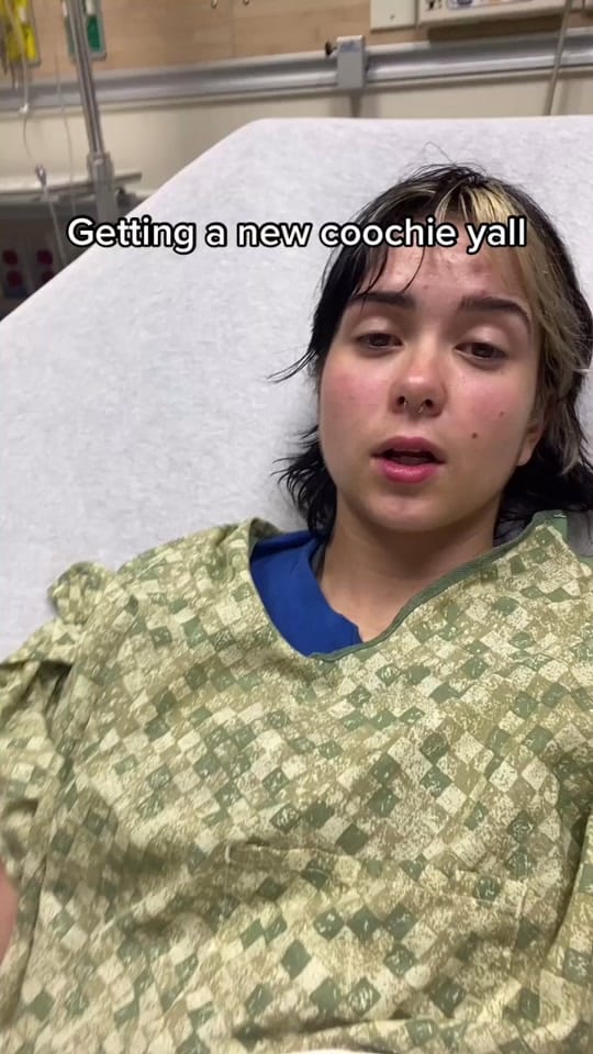 Post 10 by anasdemise on TikTok (video)