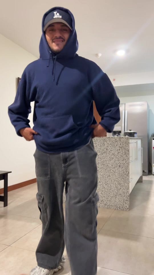 Post 2 by Cristopher Sanchez L on TikTok (video)