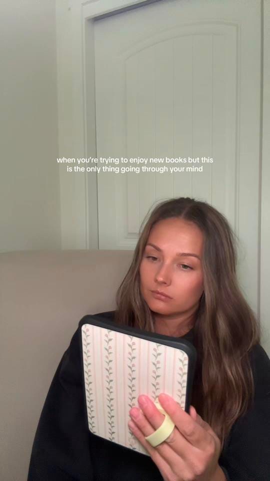 Post 8 by Ashlyn 📖 on TikTok (video)