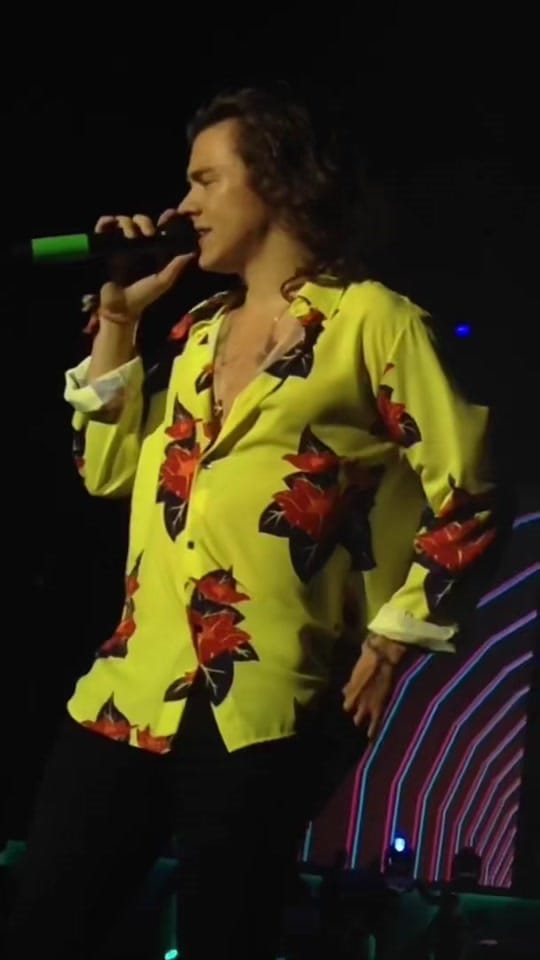 Post 6 by 1d archives on TikTok (video)