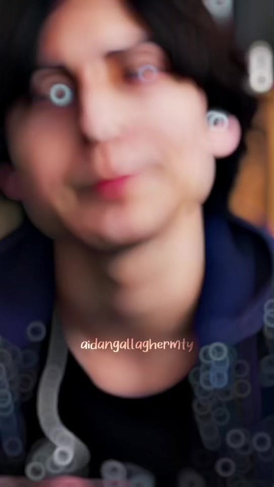 Post 4 by A n d y 💐 on TikTok (video)