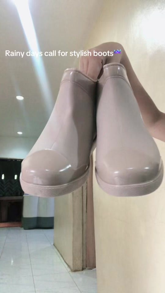 Post 8 by Kars🦋 on TikTok (video)