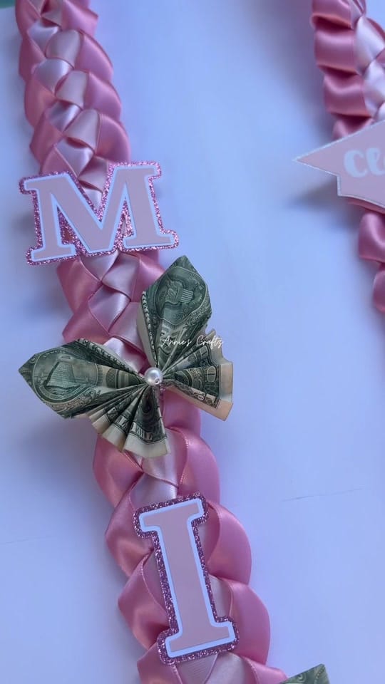 Post 3 by annie's craftz ✨ on TikTok (video)