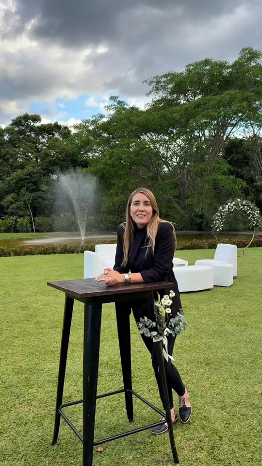 Post 7 by Cristina S. Wedding Planner on TikTok (video)