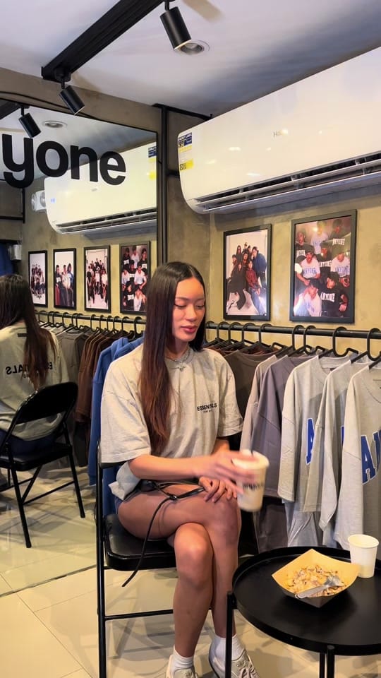Post 10 by Sera Coffee on TikTok (video)