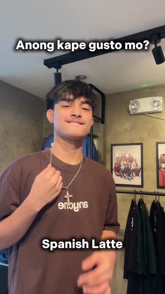 Post 2 by Sera Coffee on TikTok (video)
