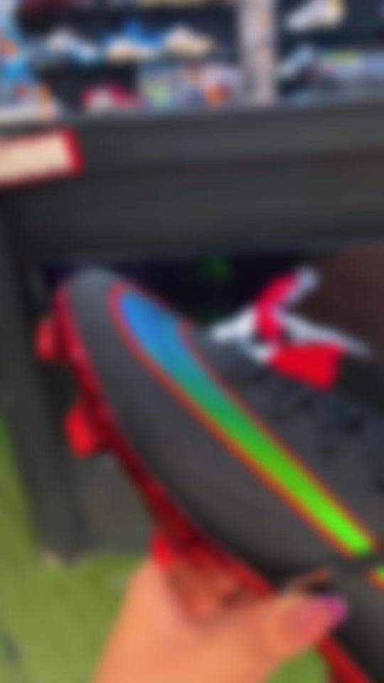 Post 6 by Turristore on TikTok (video)