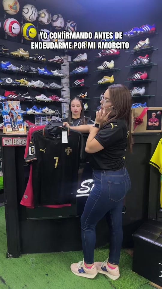 Post 5 by Turristore on TikTok (video)